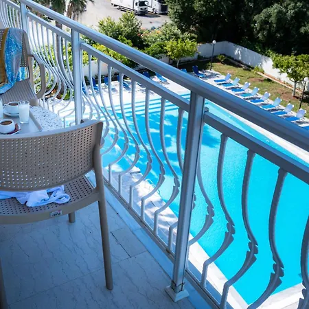 Sunset Hotel 3*
